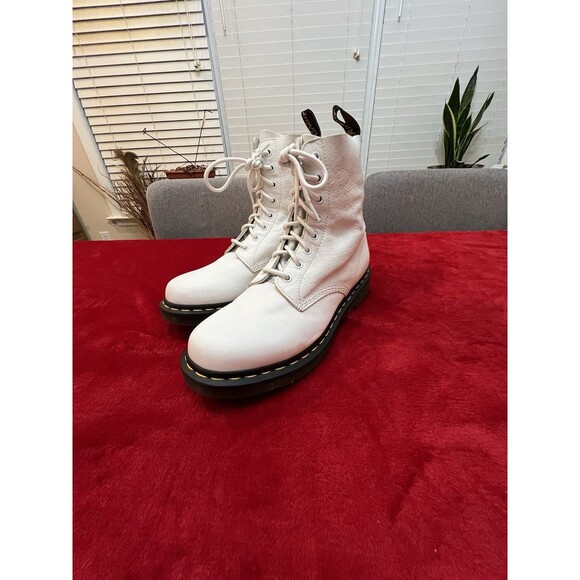 Dr. Martens 1460 White Pascal Virginia Leather Boots Women’s Size 11 - Picture 10 of 11